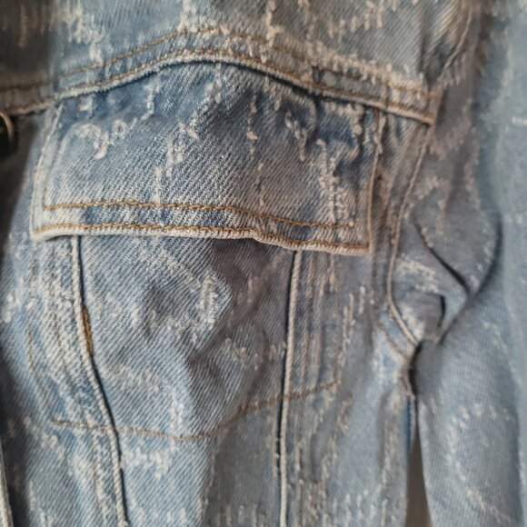 NWT LES COYOTES DE PARIS Women's Coral Blue Laser Cut Jean Jacket Size XXS - Picture 2 of 5